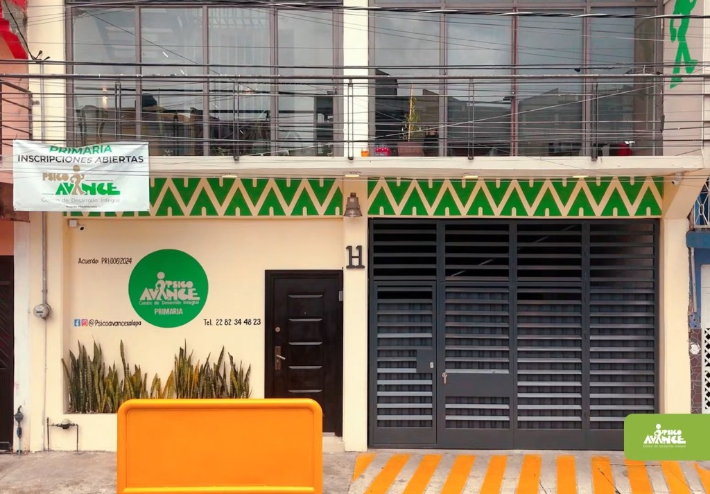 Fachada de PsicoAvance, escuela privada en Xalapa